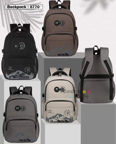 Backpack : 8770
